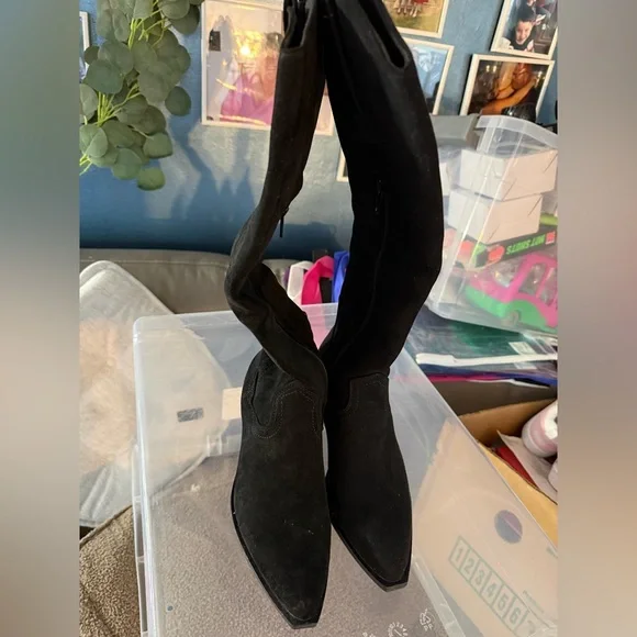 Black Over-the-Knee Women's Boots. Size 5.5 - Picture 2 of 5